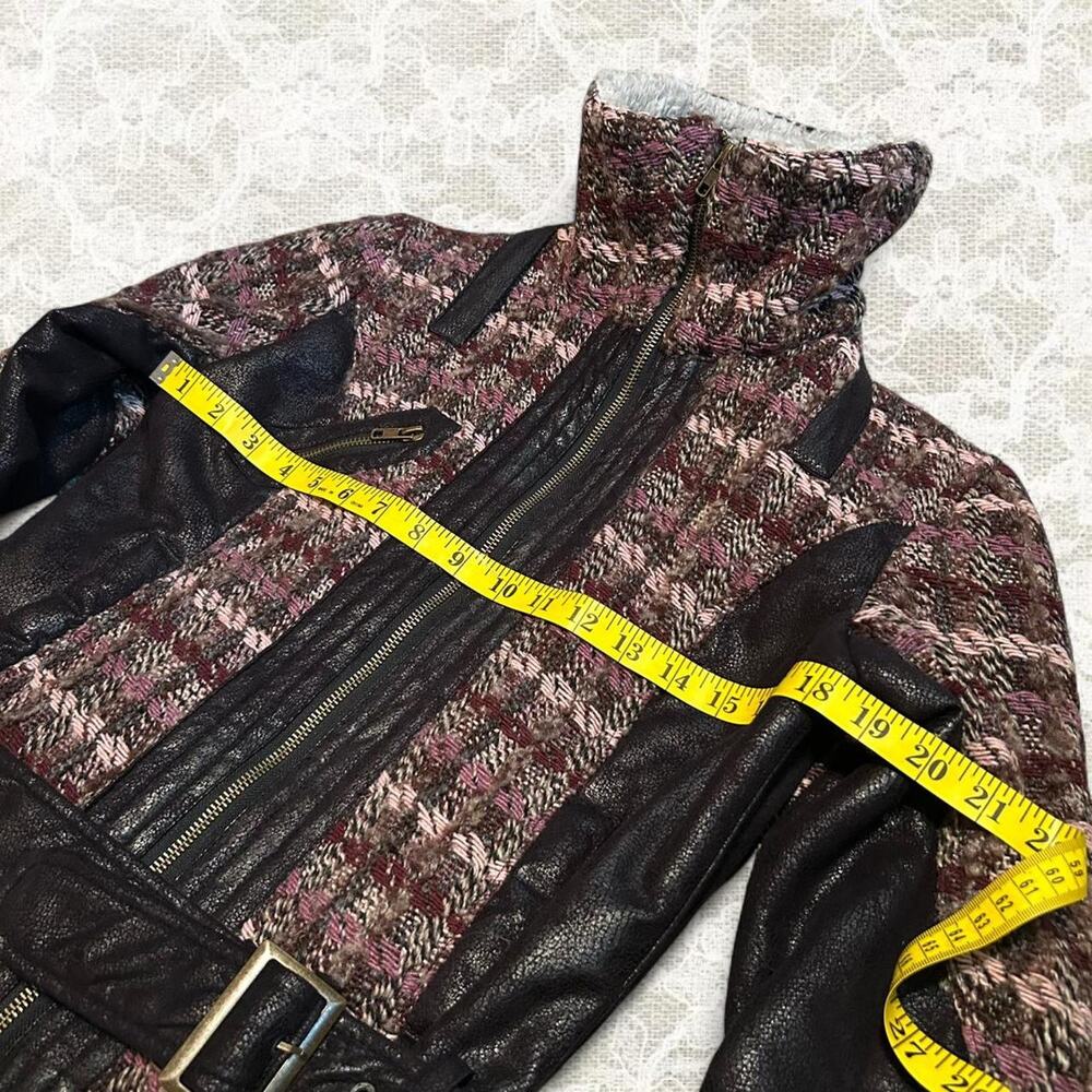 Desigual heavy tweed cropped jacket - Picture 8 of 8